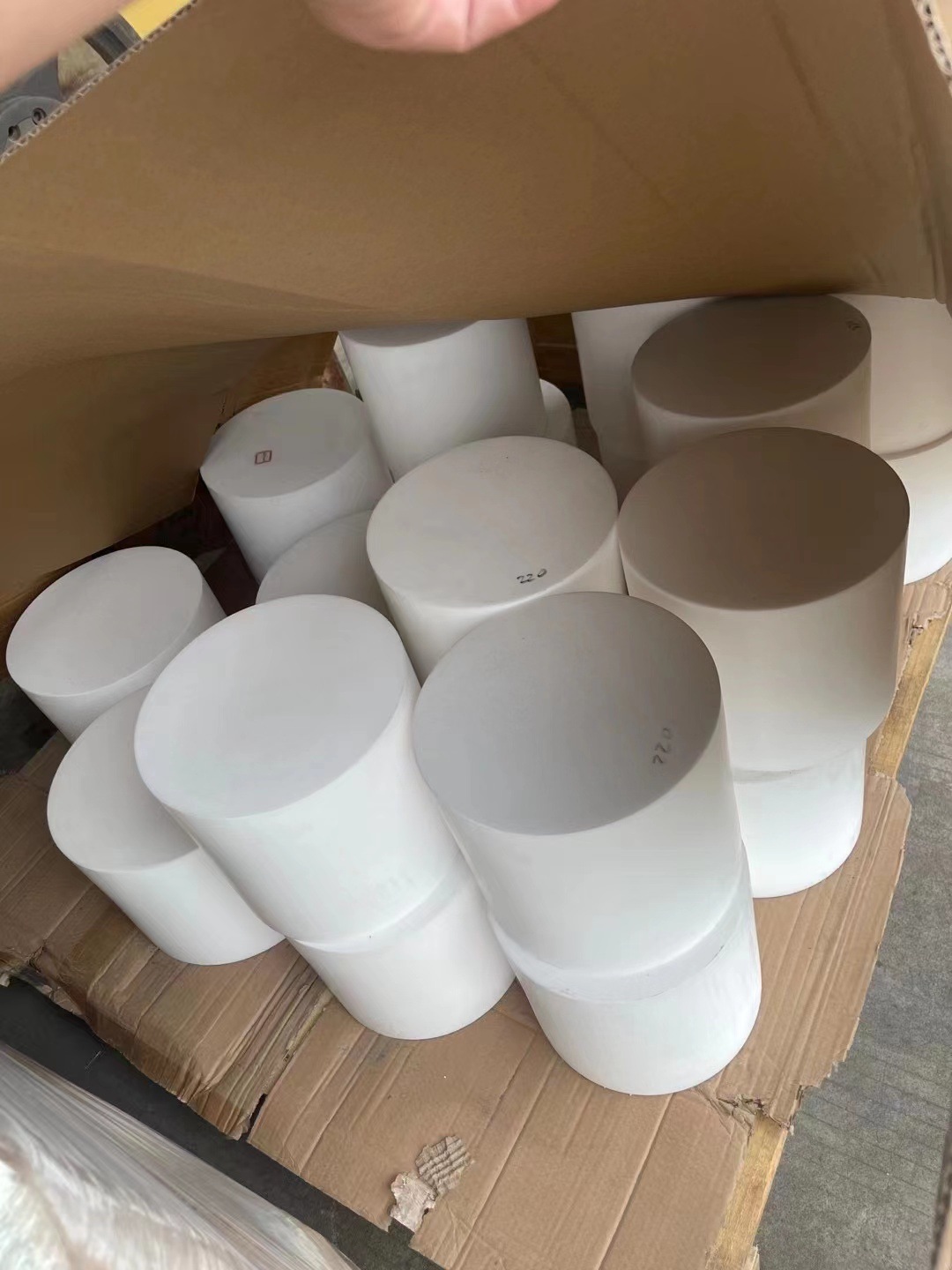 PTFE စာရွက်ထုတ်လုပ်သူ PTFE gasket စာရွက် Factory- Paidu ပေးသွင်းသူ